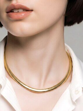 Italy 14K Yellow Gold Omega Chain Collar Necklace